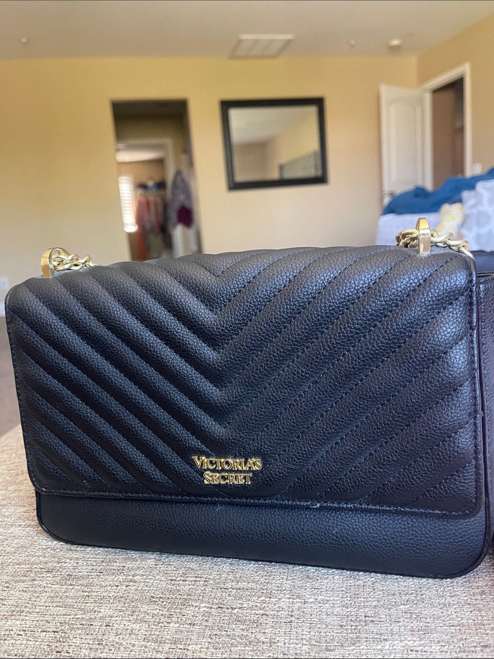 Victoria's Secret Black Quilted Crossbody with Gold Chain - Picture 2 of 2